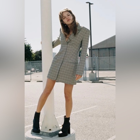 NWT Zara Plaid Blazer Dress. Size S - Picture 2 of 11